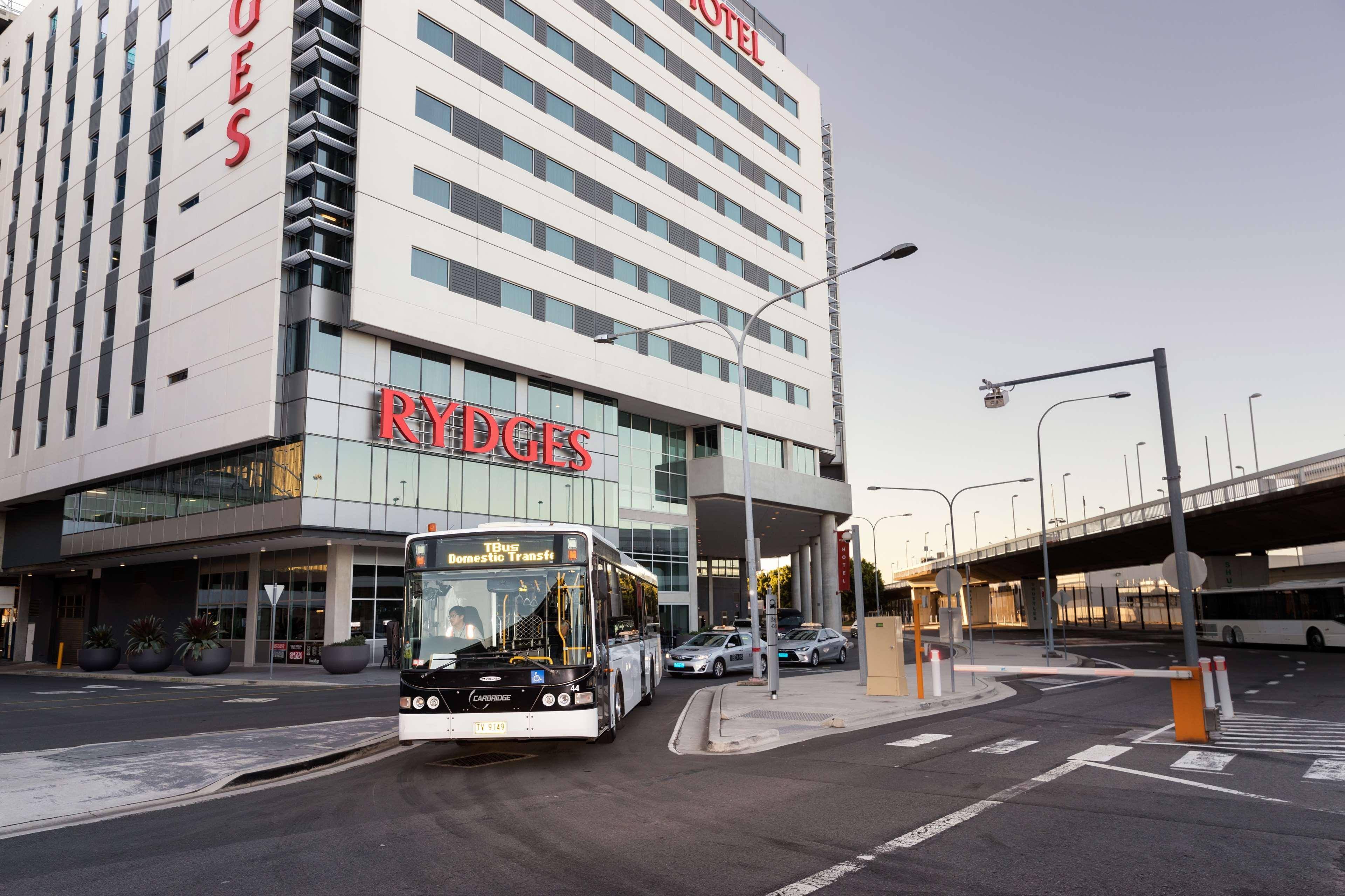 Rydges Sydney Airport Hotel Eksteriør billede The hotel in 2019